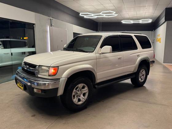 TOYOTA HILUX SW4 3.0 4X4 8V TURBO DIESEL 4P MANUAL TOYOTA HILUX SW4 3.0 4X4 8V TURBO DIESEL 4P MANUAL